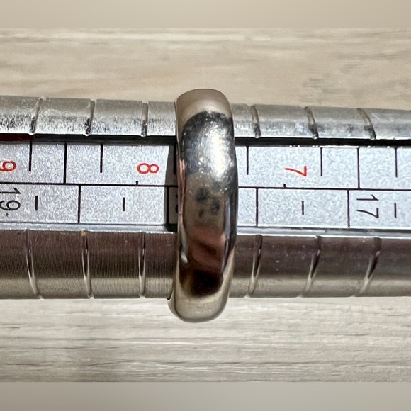 Designer Signed GSJ Sterling Silver Modernist Puffy Striped Band Ring, Size 7.5 - Picture 10 of 10